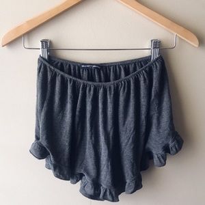 Brandy Melville gray ruffled shorts